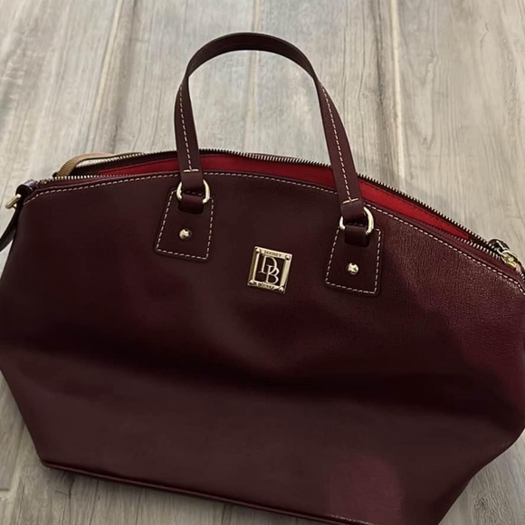 Borsa Donna a Tracolla ARMANI EXCHANGE Chiusa con Zip colore Dusty Gro